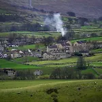 Dales House Bed & Breakfast 3*