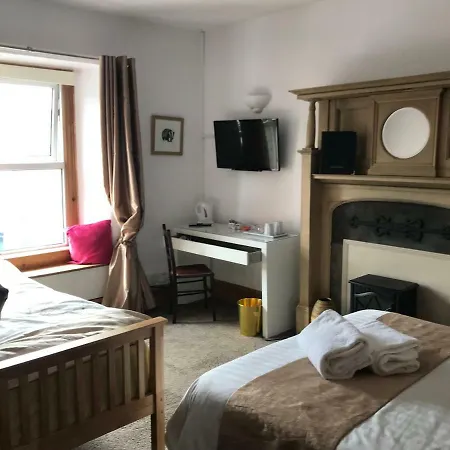 Dales House Bed & Breakfast 3*