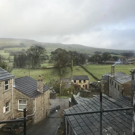 Dales House